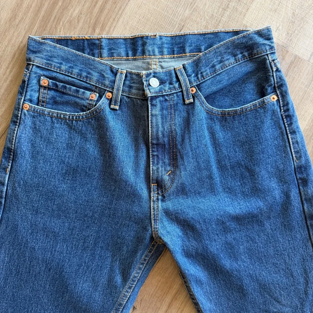Levis 505 Regular Fit Straight Leg Jeans Medium Wash Blue 31x36 00505-4886